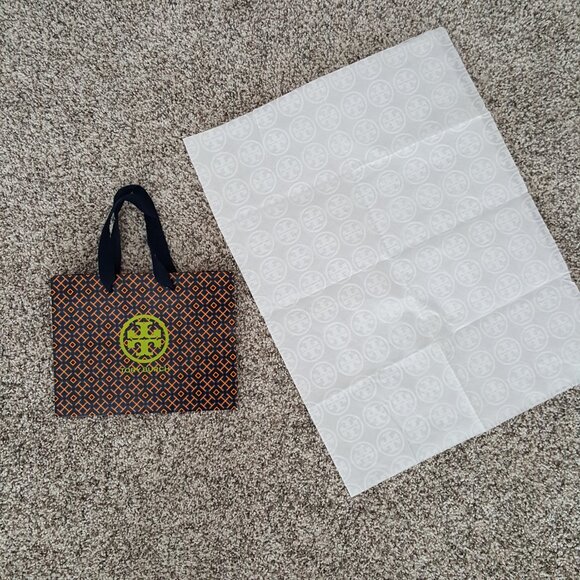 NEW Tory Burch Gift Bag With Handles Paper Bag Wrap Decor Size Small - Picture 4 of 7